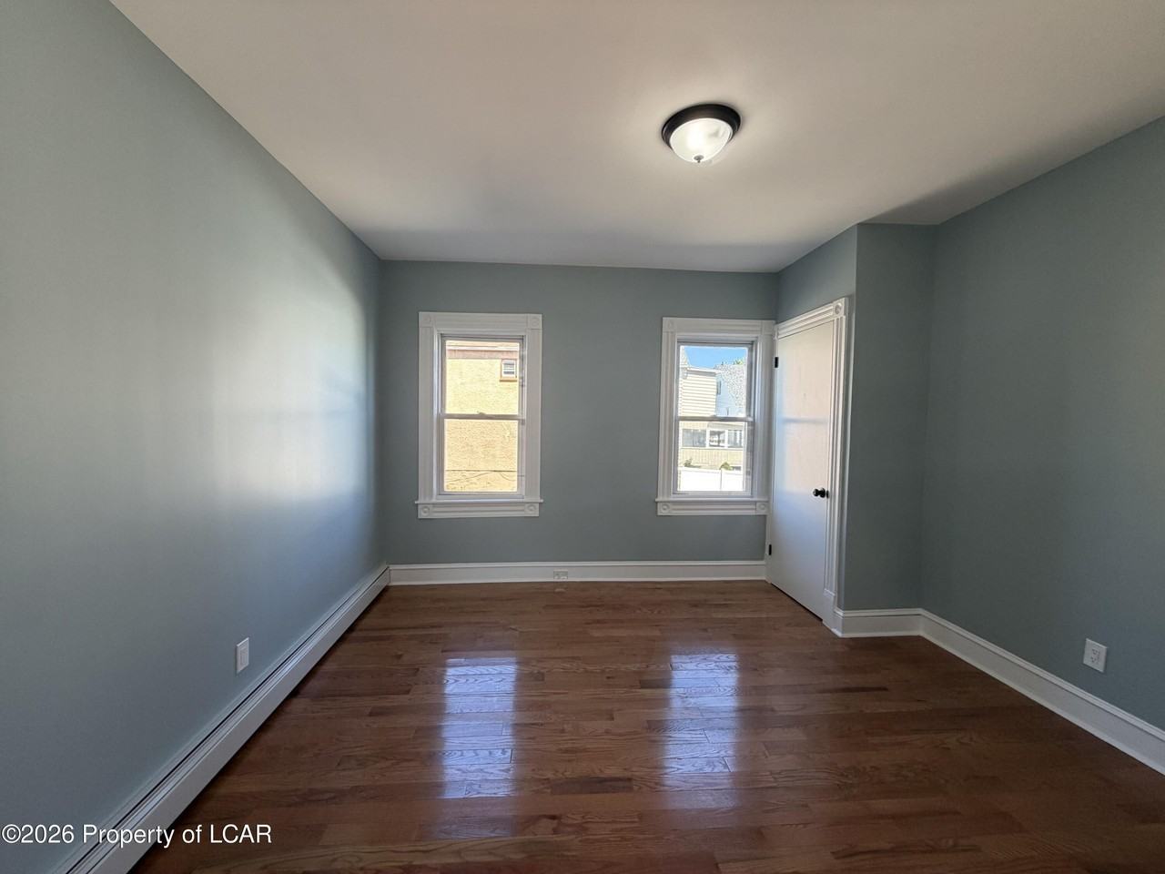 510 Pleasant Ave - Photo 5 of 7
