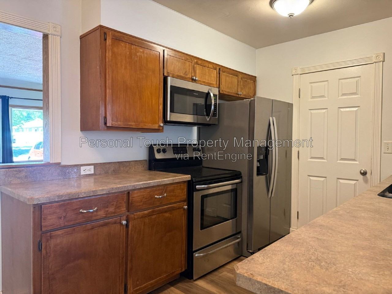 718 18th St S - Photo 4 of 23