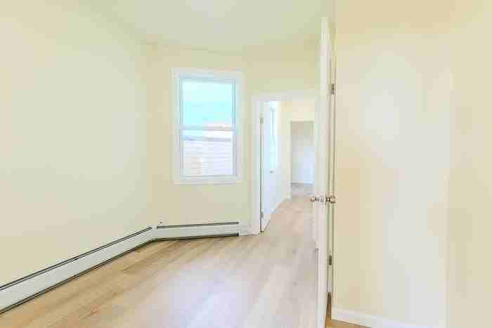 4312 Kennedy Blvd #4 - Photo 6 of 16