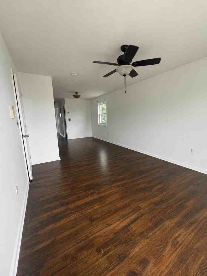 92 W 21st St #2 - Photo 3 of 20