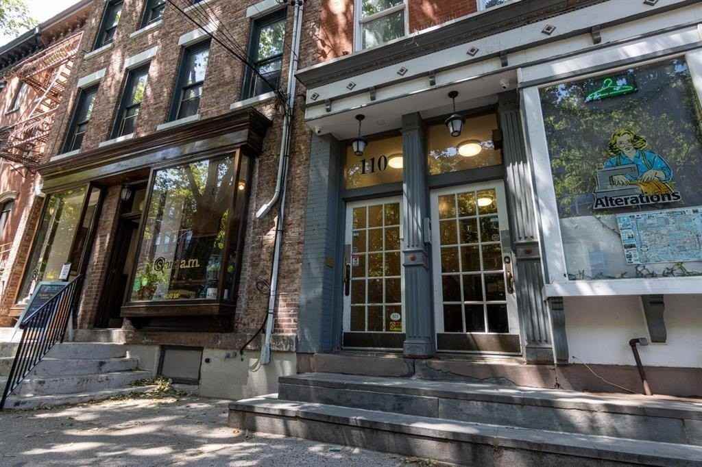 110 Morris St #2R - Photo 2 of 2