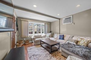 featured image of 155 W 21st St #1