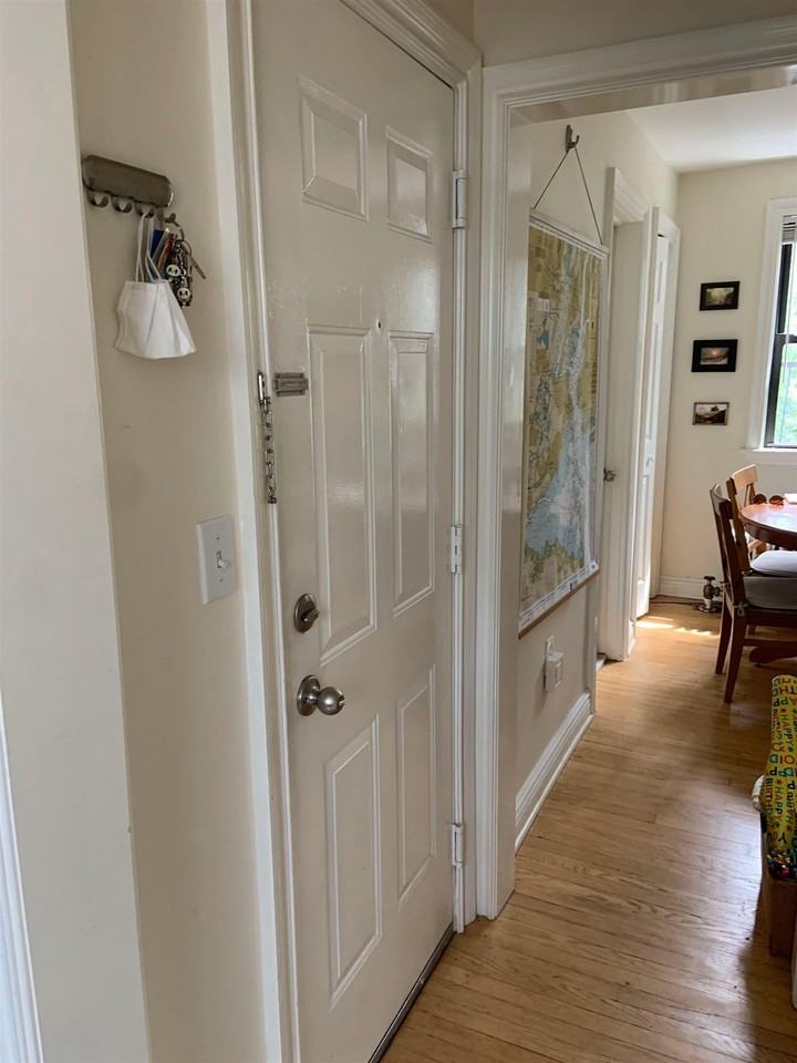 159 9th St #3 - Photo 5 of 10