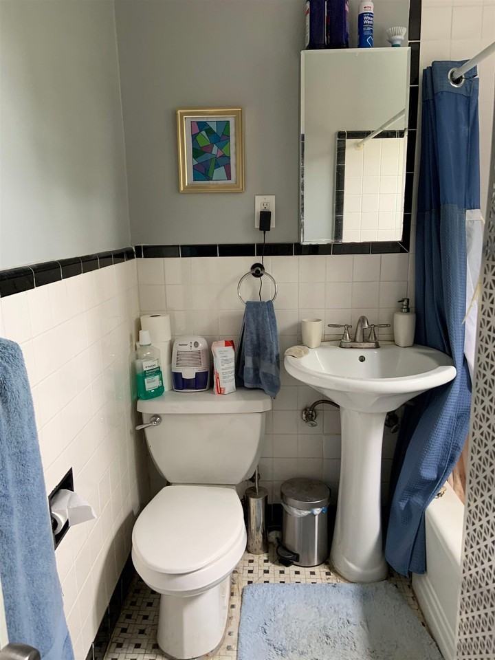 159 9th St #3 - Photo 7 of 10