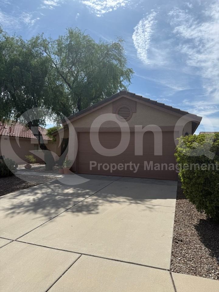 3945 W Pine Creek Way - Photo 3 of 23