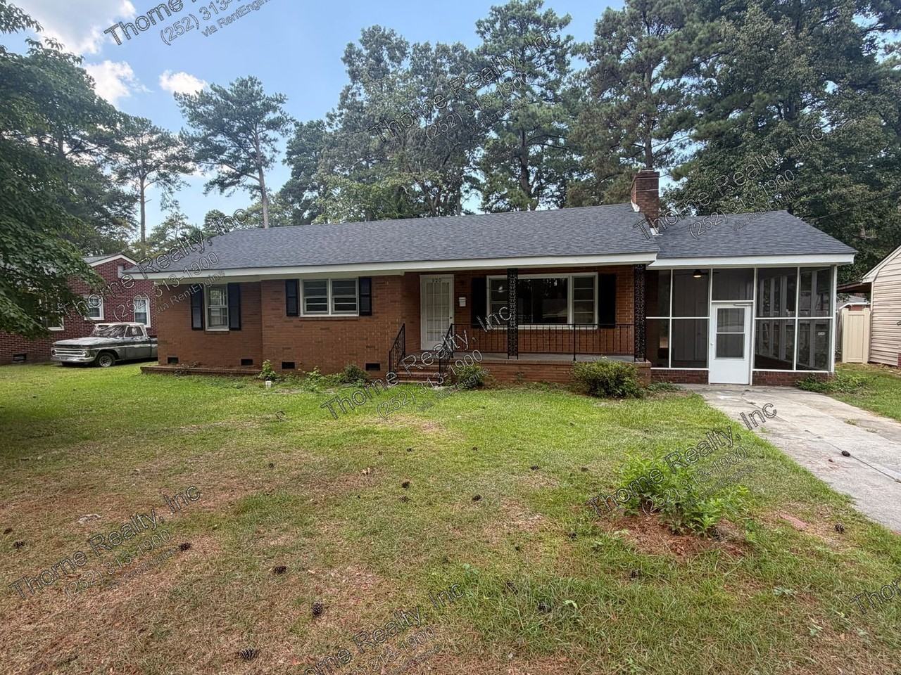 920 Cedarbrook Dr