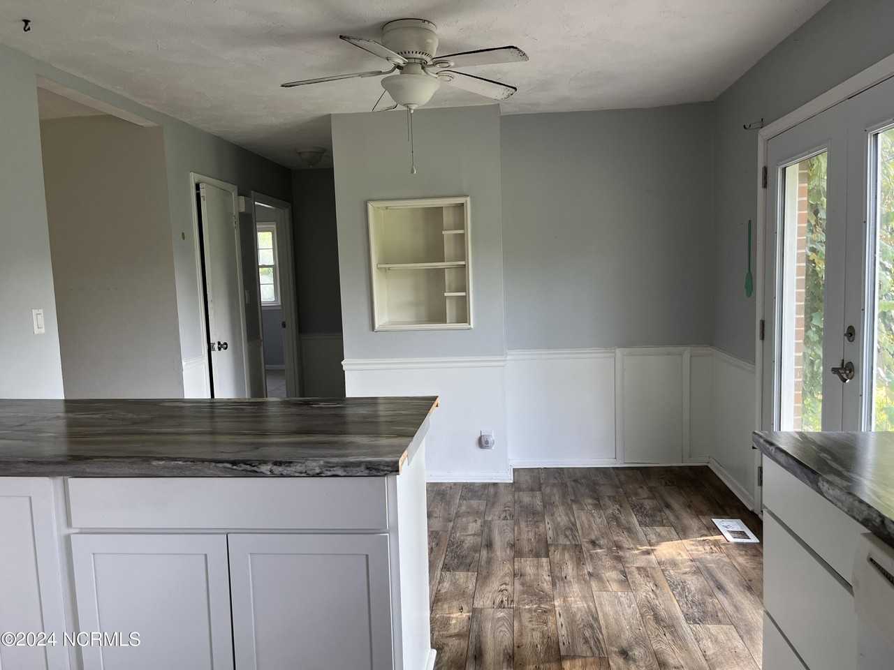 3107 Country Club Rd - Photo 7 of 21