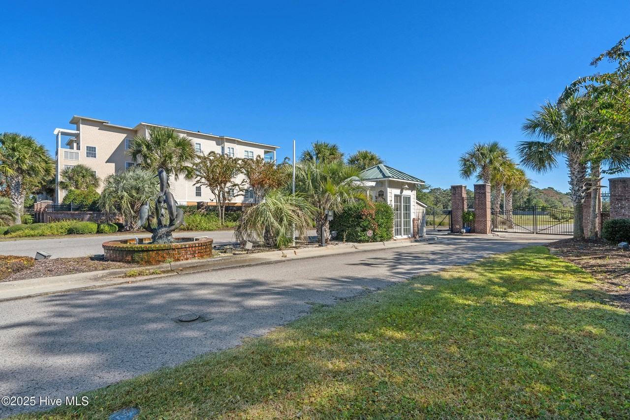 2272 Dolphin Shores Dr Sw #202 - Photo 3 of 50