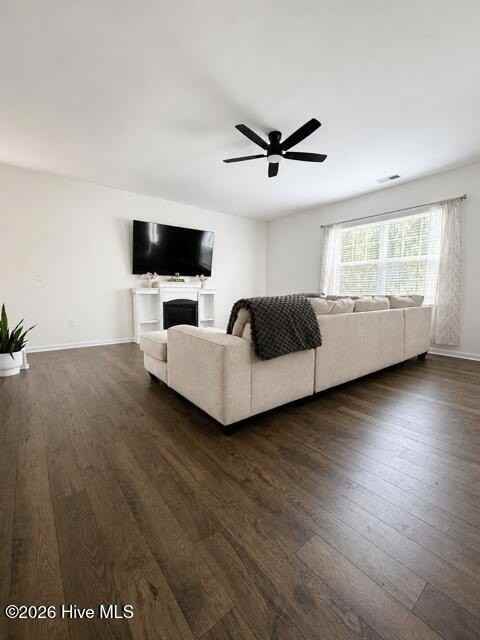 1095 Shoreline Dr - Photo 7 of 22