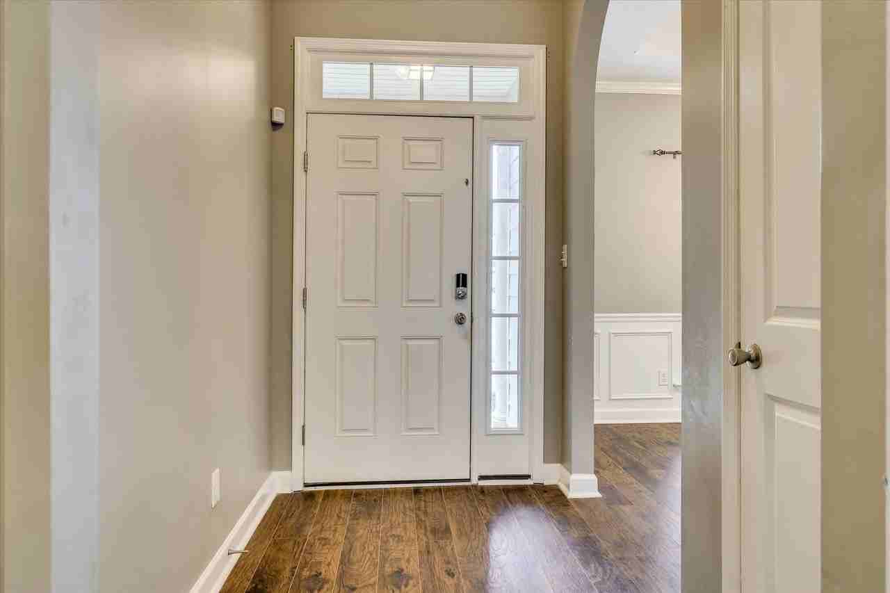 721 Wickham Dr - Photo 6 of 50
