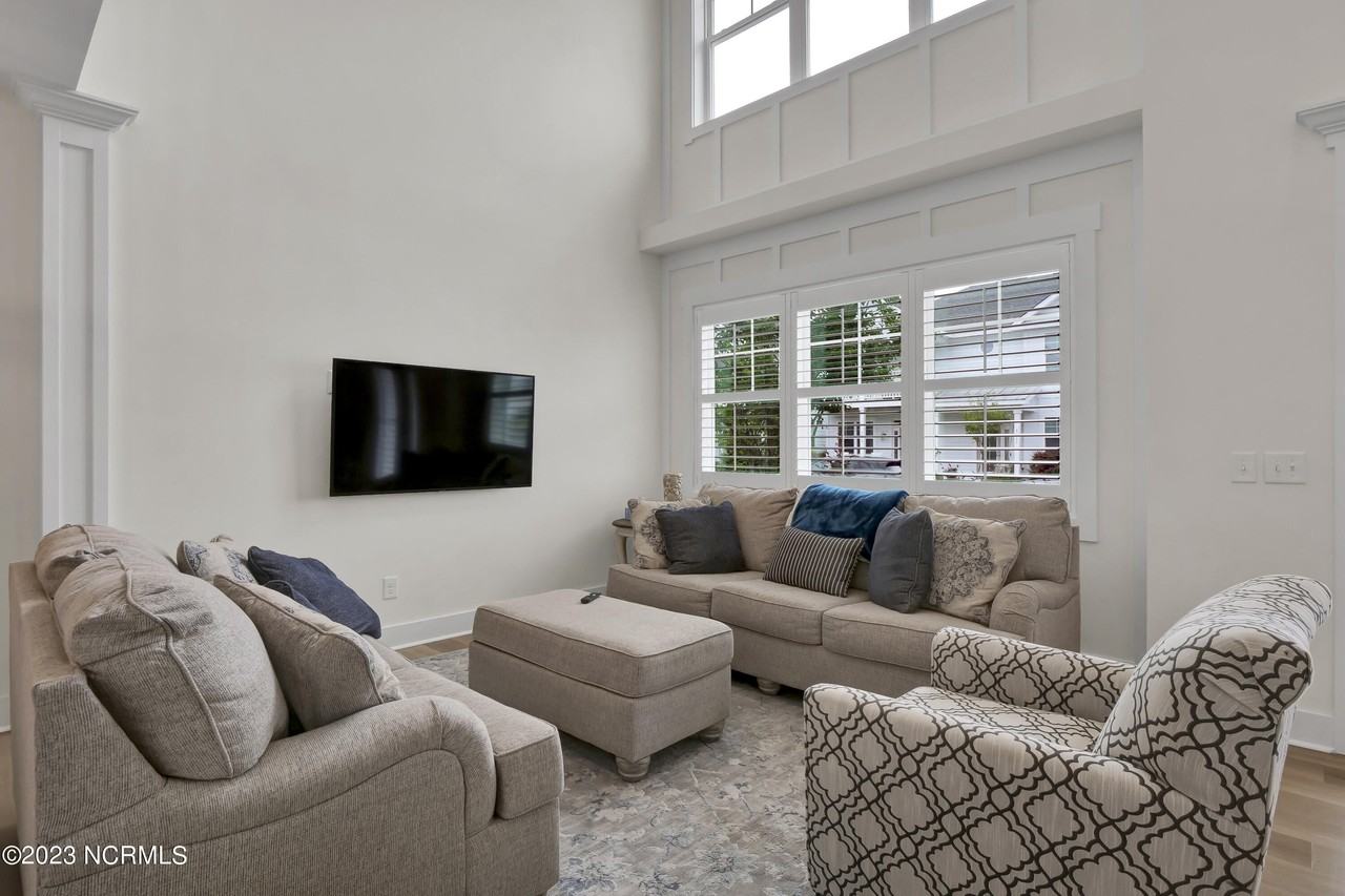 4422 Indigo Slate Way - Photo 4 of 33