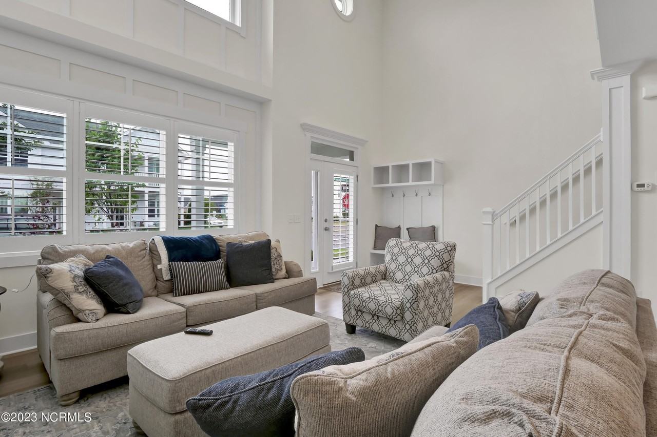 4422 Indigo Slate Way - Photo 5 of 33