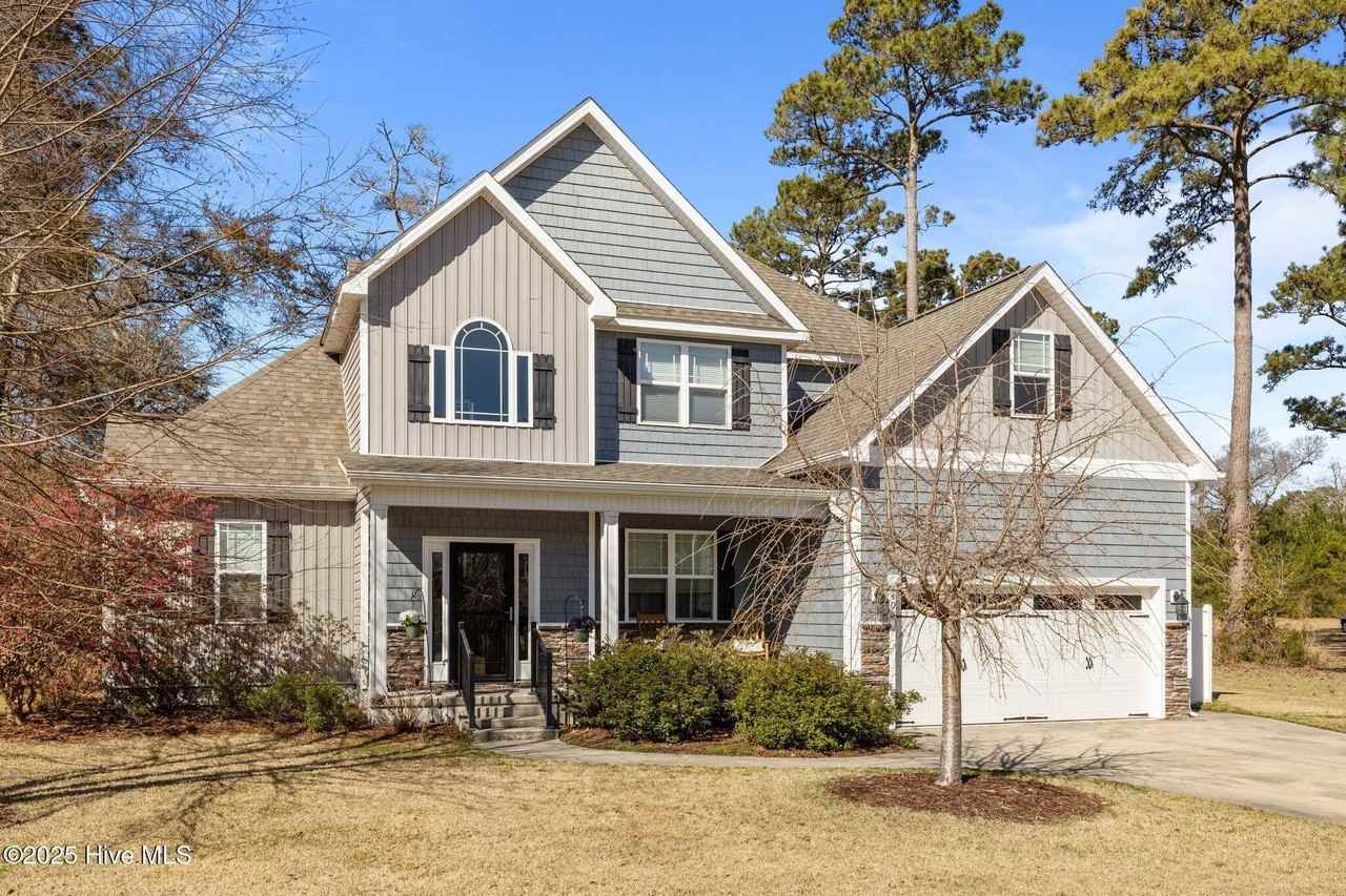 403 Ardan Oaks Cir - Photo 2 of 50