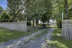 featured image of 716 Bay Harbor Dr