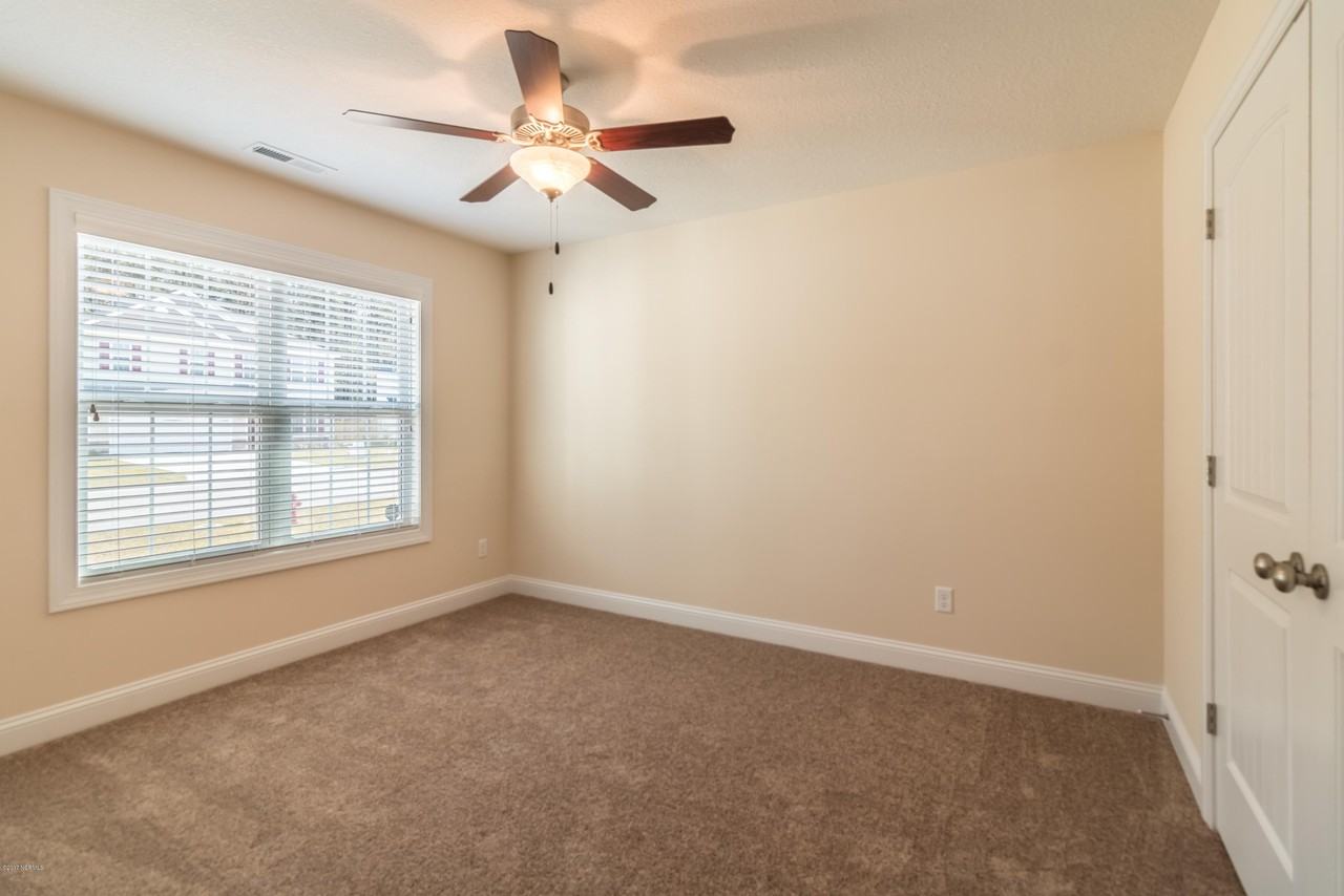 221 Wood House Dr - Photo 7 of 14
