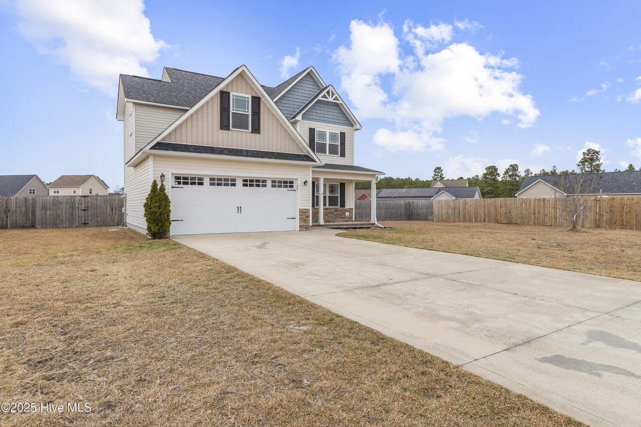 119 Prospect Dr - Photo 3 of 25
