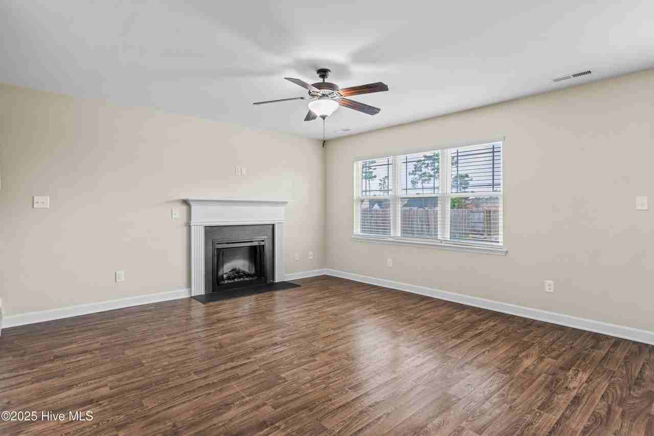 119 Prospect Dr - Photo 6 of 25