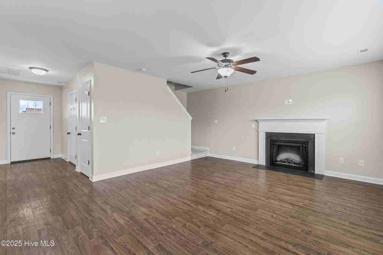 119 Prospect Dr - Photo 7 of 25