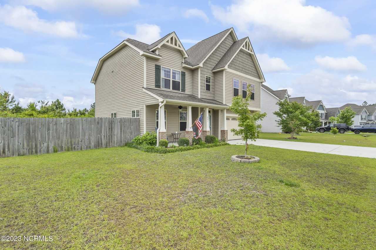 801 Iroquois Ct - Photo 2 of 40