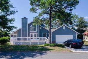 featured image of 901 Seafarer Dr
