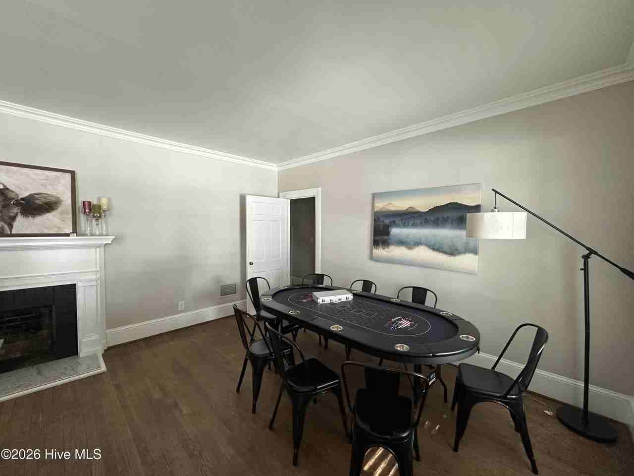 114 E 12th St - Photo 4 of 24