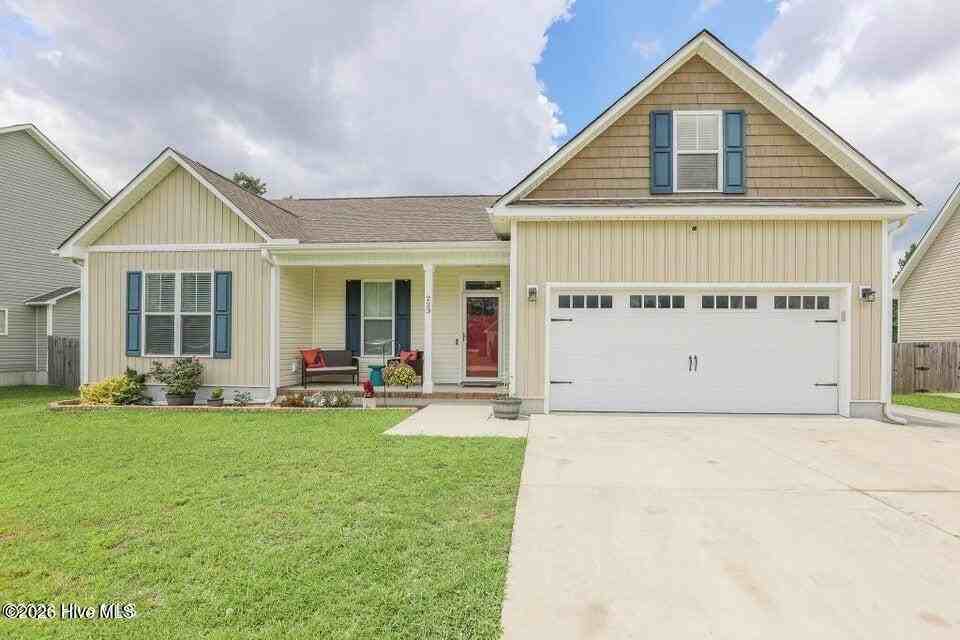 223 Holly Grove Ct E