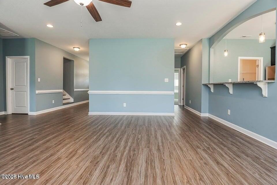 223 Holly Grove Ct E - Photo 7 of 42