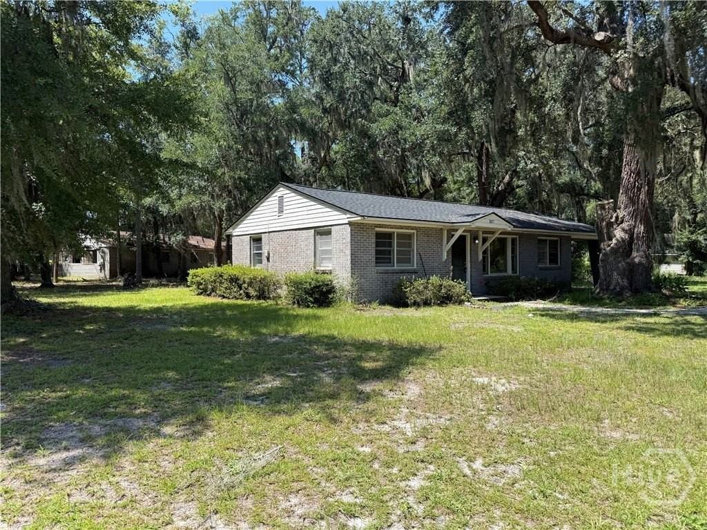 307 Strickland St - Photo 2 of 16