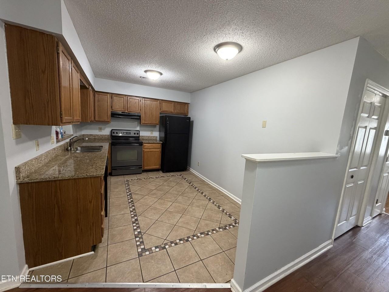 7908 Eldin Way - Photo 4 of 14