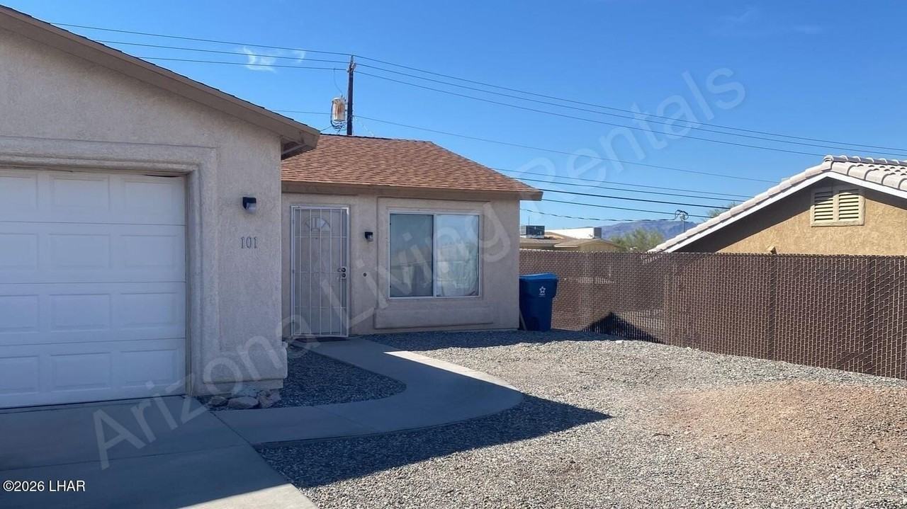 2800 Bluewater Dr #101 - Photo 2 of 2