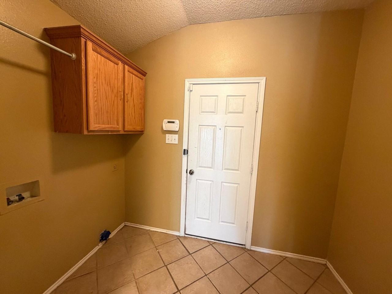 1618 75th St - Photo 6 of 12