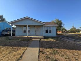 2904 Baylor St - Photo 1 of 1