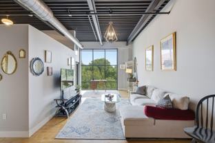 350 E Short St #406 - Photo 1 of 1