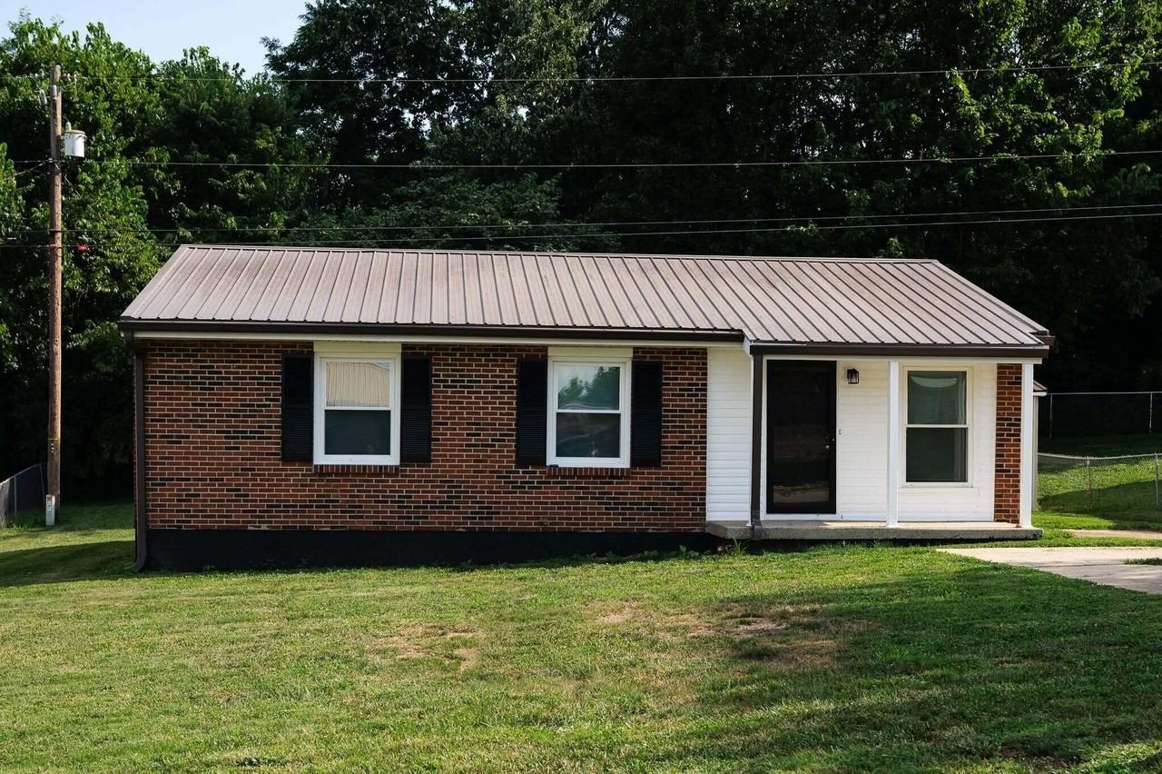 208 Burley Way - Photo 2 of 17