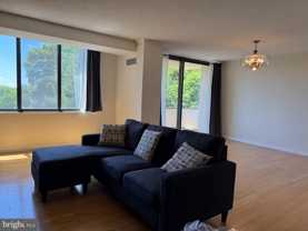 5225 Pooks Hill Rd - Photo 1 of 1