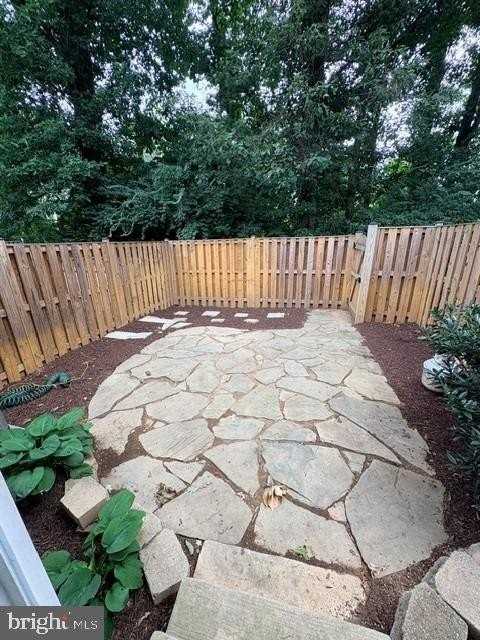 5017 Head Ct - Photo 6 of 21