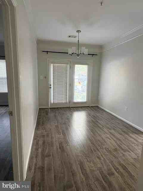 6541 Grange Ln - Photo 4 of 10