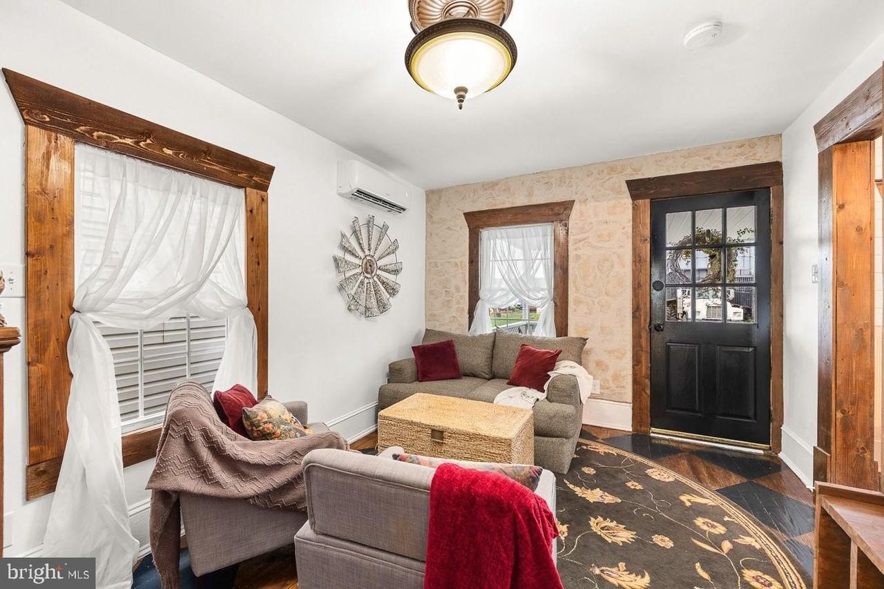 143 N Water St - Photo 6 of 22