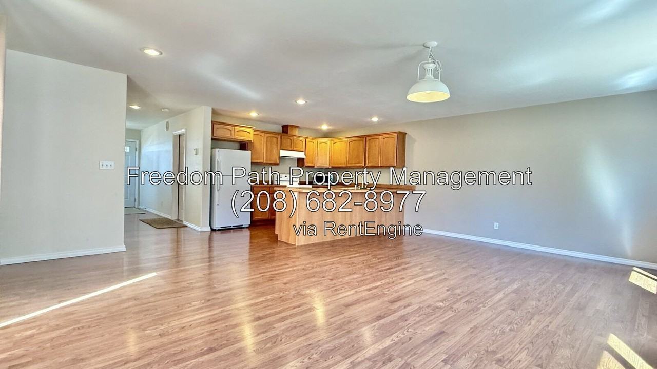 2918 N Boyer Ave - Photo 5 of 20