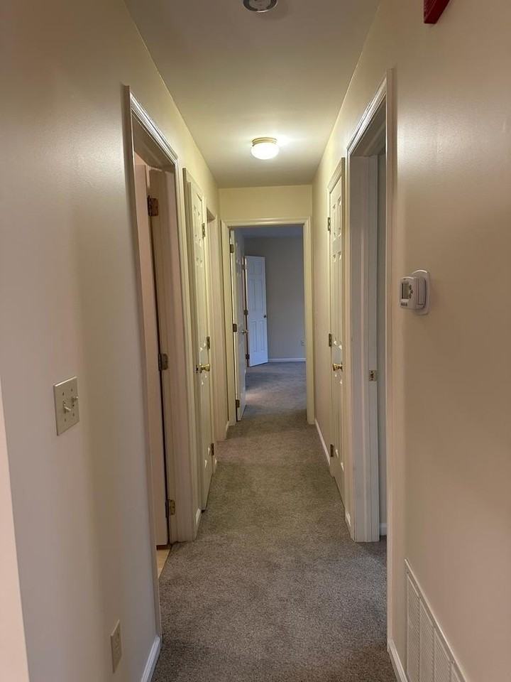 885 Cold Spring Rd #5 - Photo 3 of 19