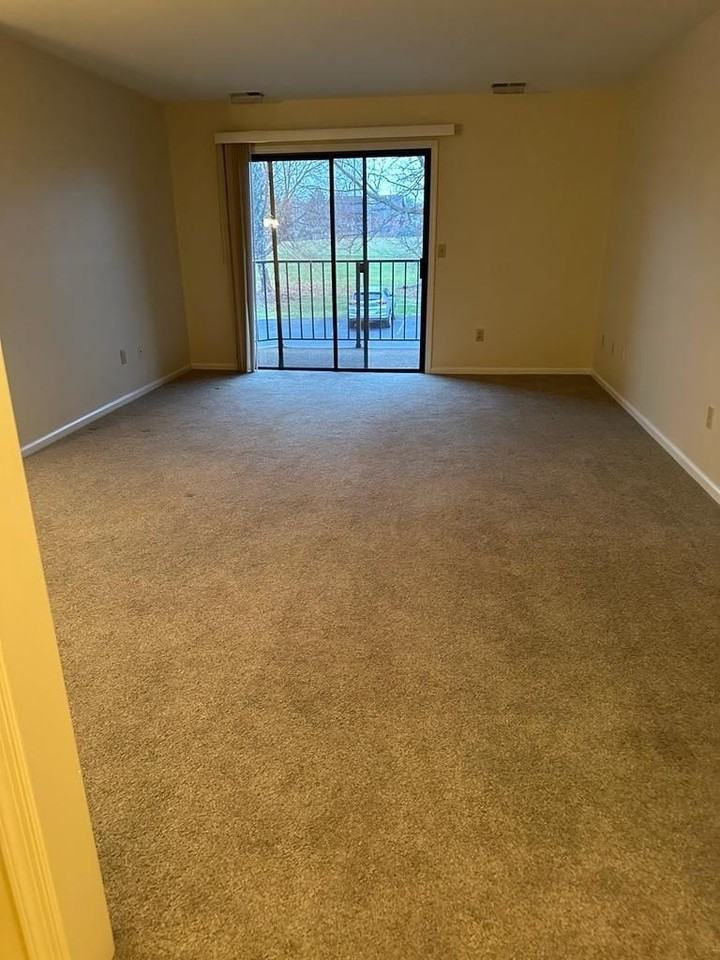 885 Cold Spring Rd #5 - Photo 7 of 19
