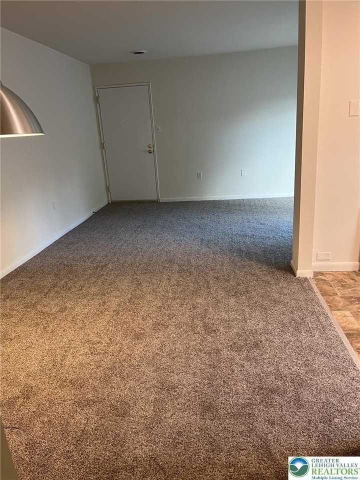 511 Prospect Ave #7 - Photo 4 of 14