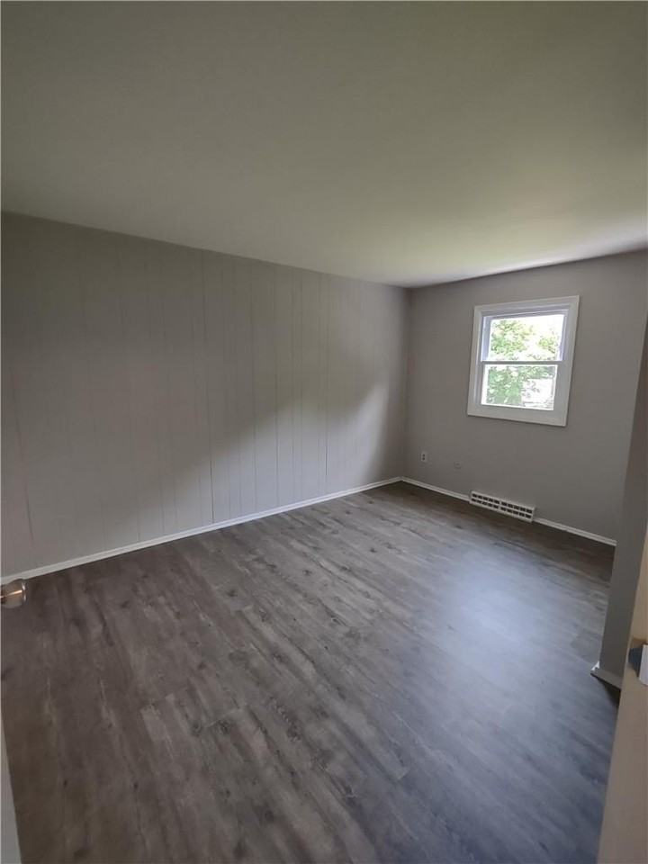 121 Hillcrest Ln #E43 - Photo 7 of 8