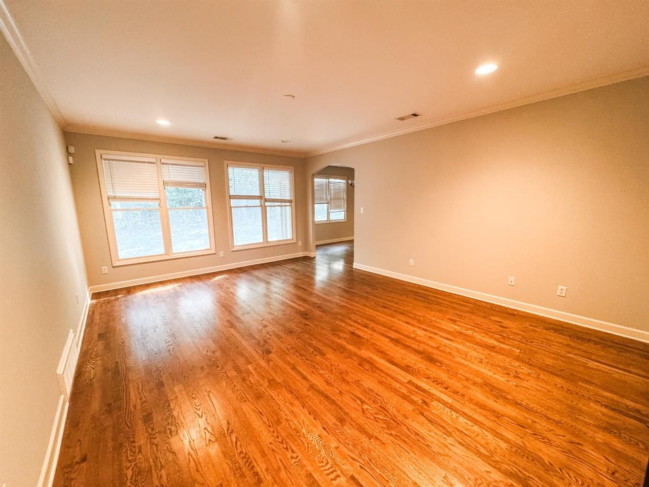 4776 White Pass Dr - Photo 3 of 18
