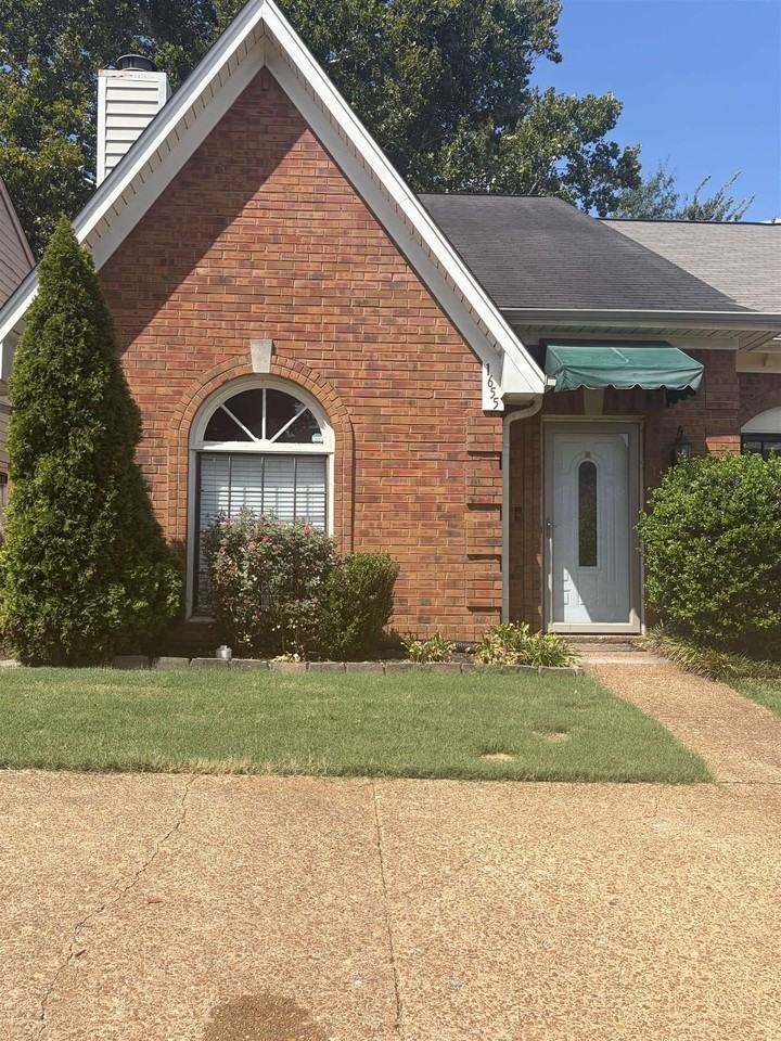 1655 Oaken Bucket Dr - Photo 2 of 13