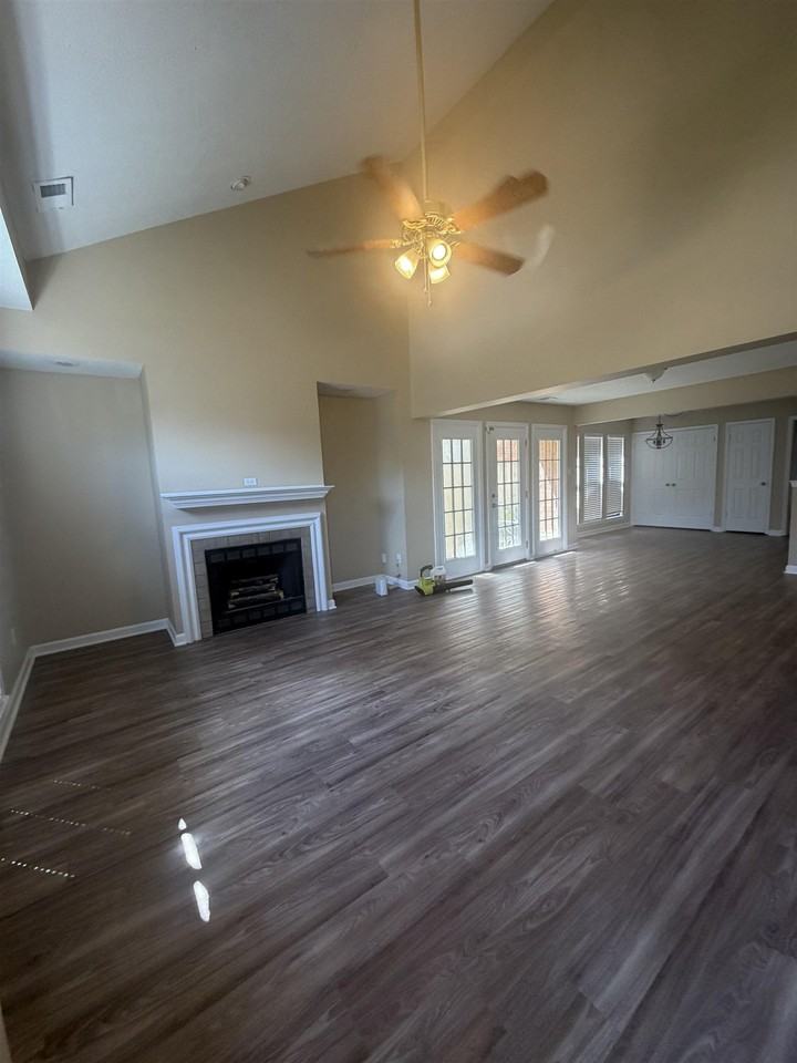 1655 Oaken Bucket Dr - Photo 3 of 13