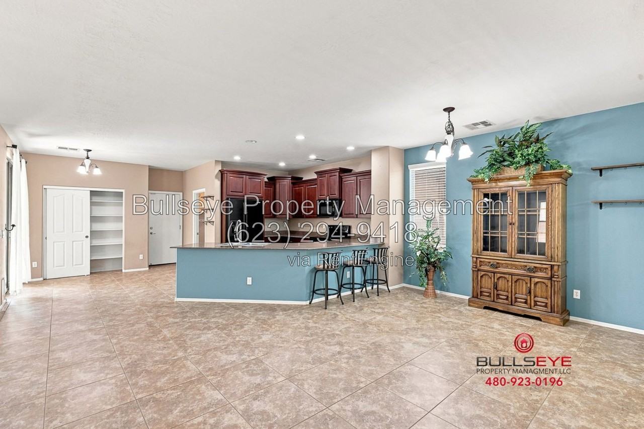 3289 E Ivanhoe St - Photo 7 of 44