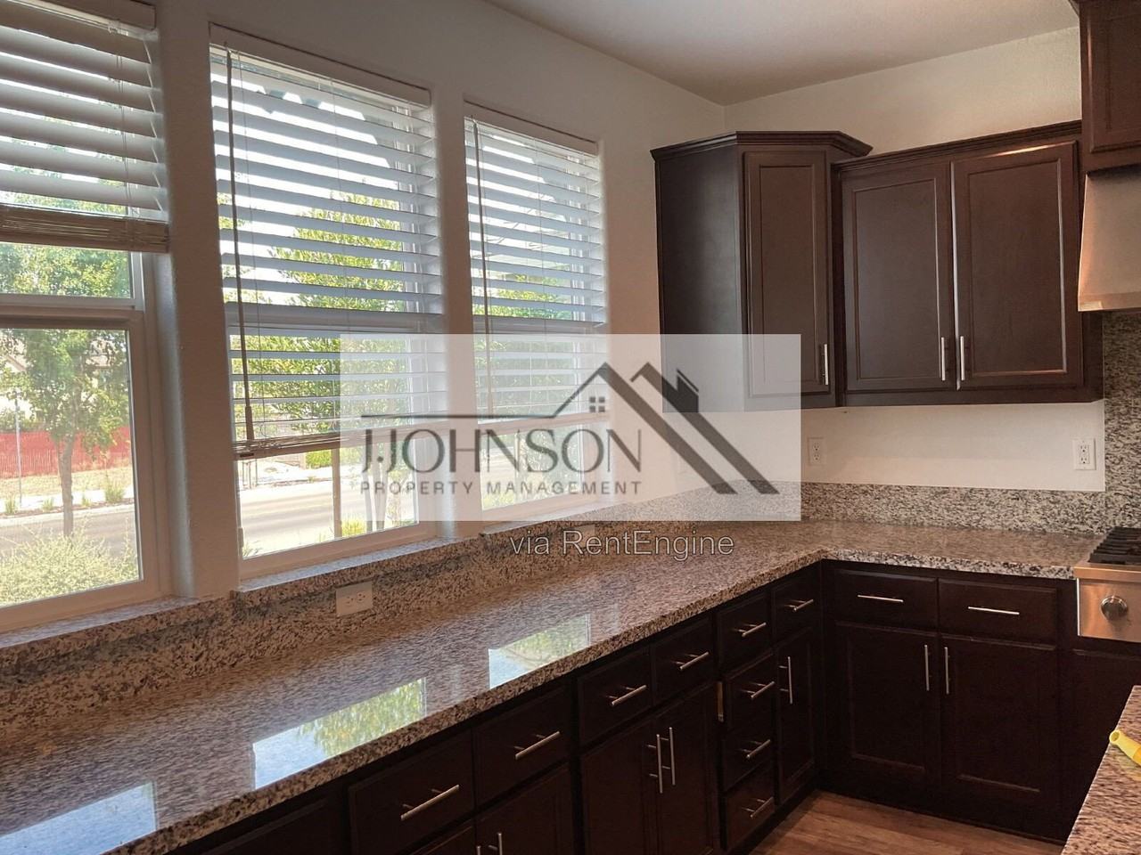 2530 Ellis Town Dr - Photo 3 of 28