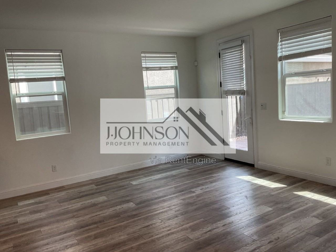 2530 Ellis Town Dr - Photo 5 of 28