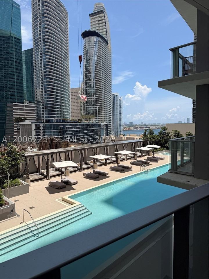 77 Se 5th St #1505